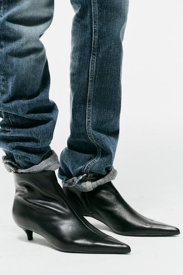 LEATHER KITTEN HEEL ANKLE BOOTS — Black 2