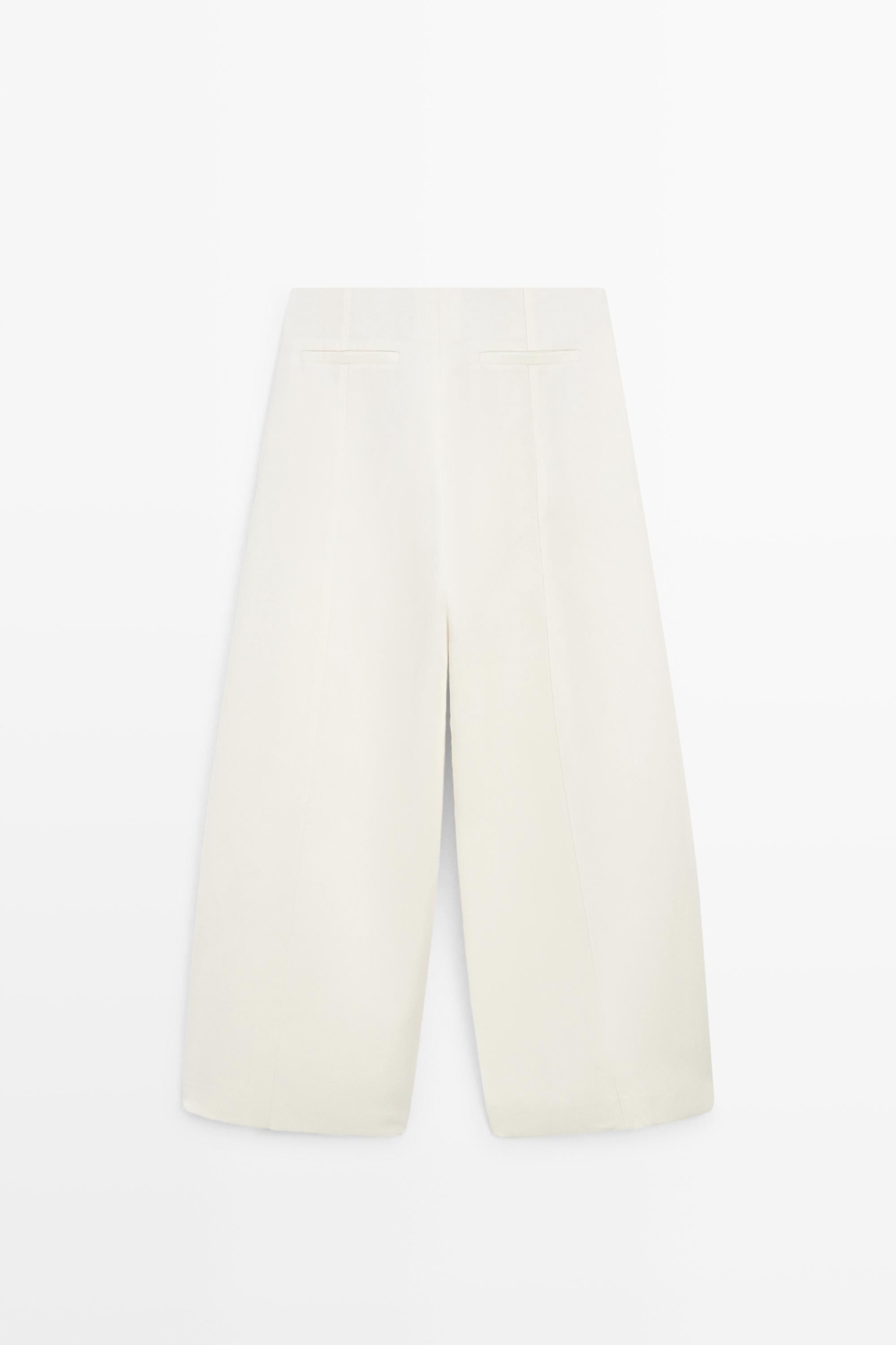 Flowing barrel fit trousers