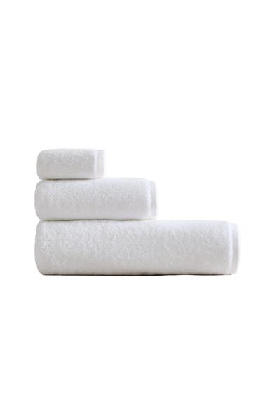 EXTRA SOFT COTTON BATH TOWEL (700 GXM²) - White by Zara