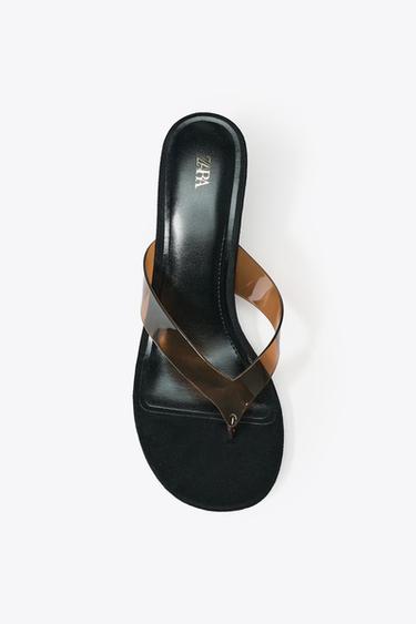 SANDALIA CUÑA VINILO - Negro de Zara