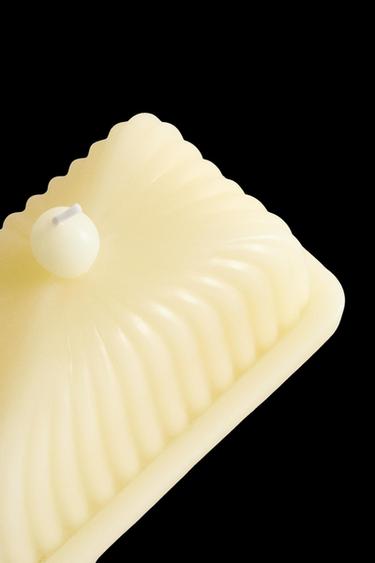 Zara DECORATIVE BUTTER DISH CANDLE - Butter