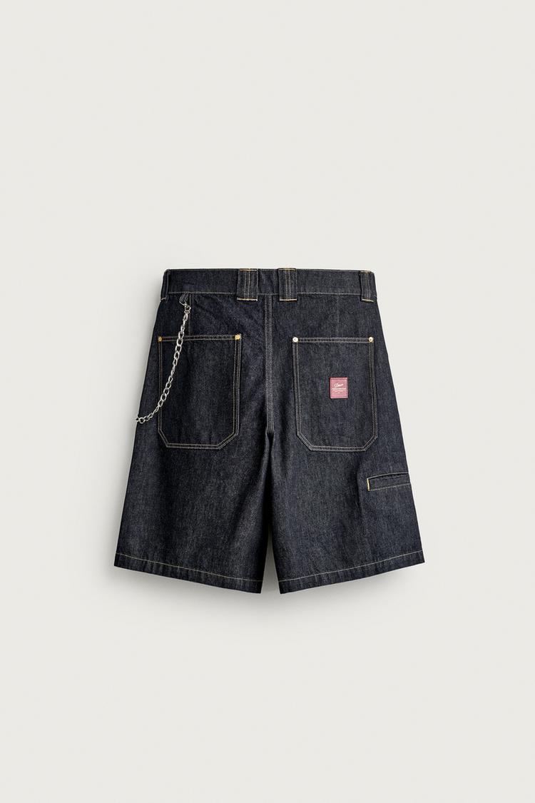Pantalones cortos de mezclilla de corte relajado con cadena 7