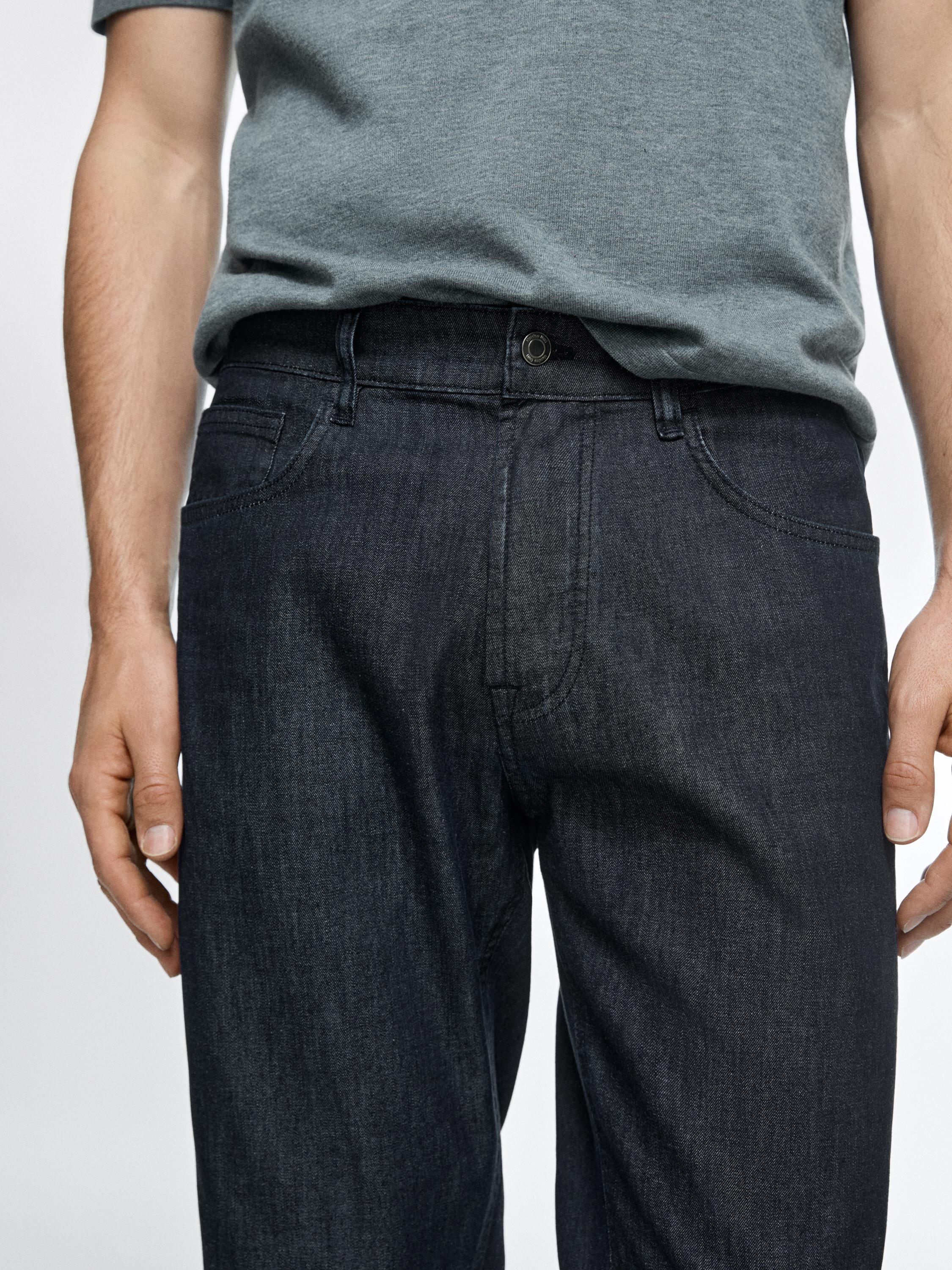 Lightweight tapered fit jeans