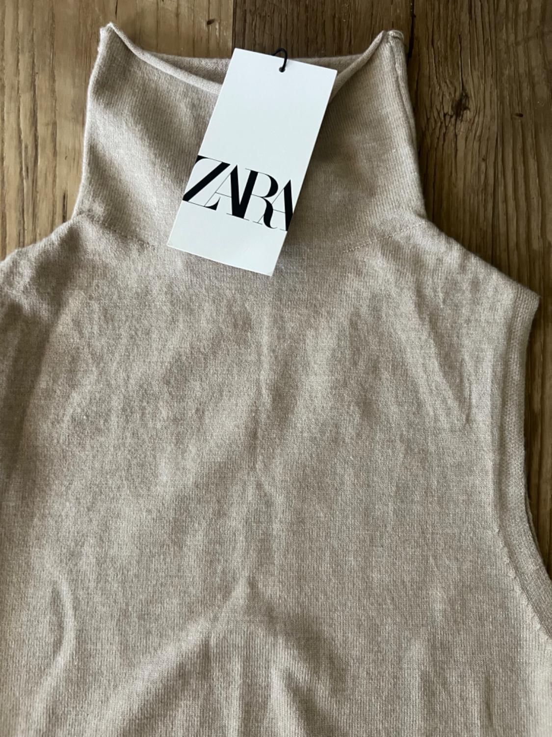 KNIT MIDI DRESS - Image 2