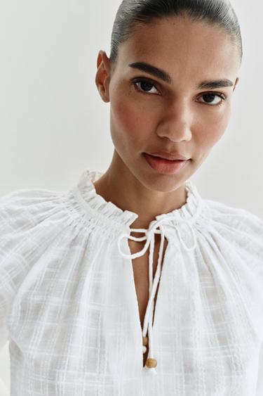 EMBROIDERED FLORAL BLOUSE - Ecru by Zara - Image 2