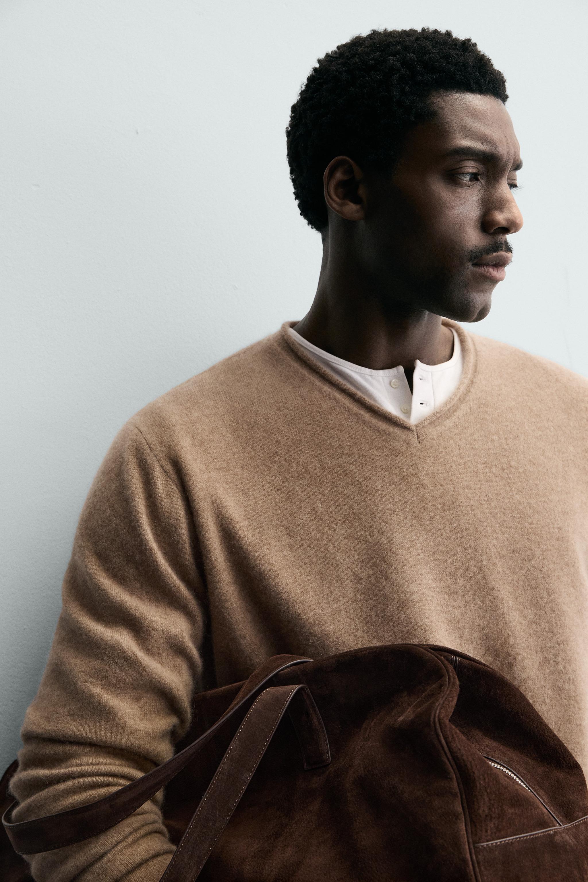 CASHMERE V-NECK JUMPER