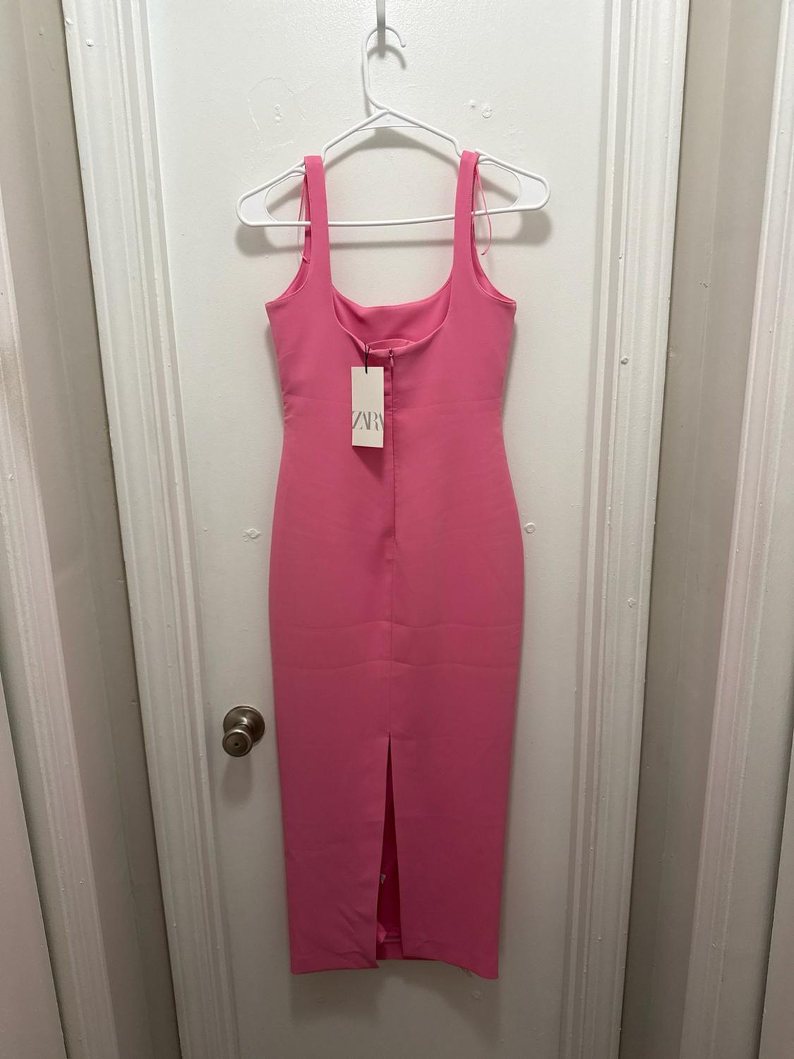 VESTIDO MIDI ENTALLADO - Image 2