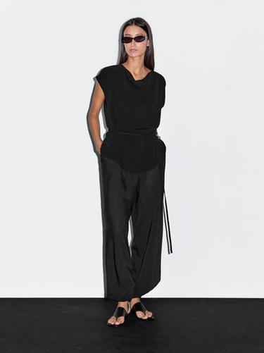 Top crepe escote drapeado - Negro de Zara