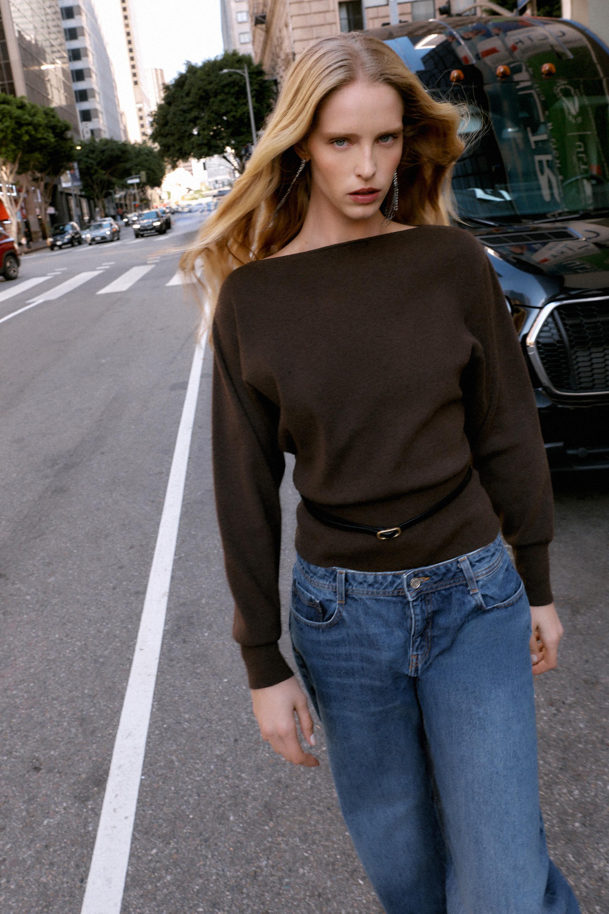 BELTED KNIT JUMPER