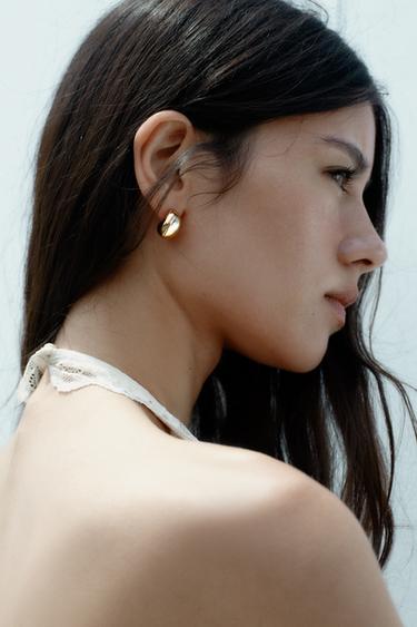 PACK OF FLOWER AND HOOP EARRINGS - Golden by Zara - Image 1