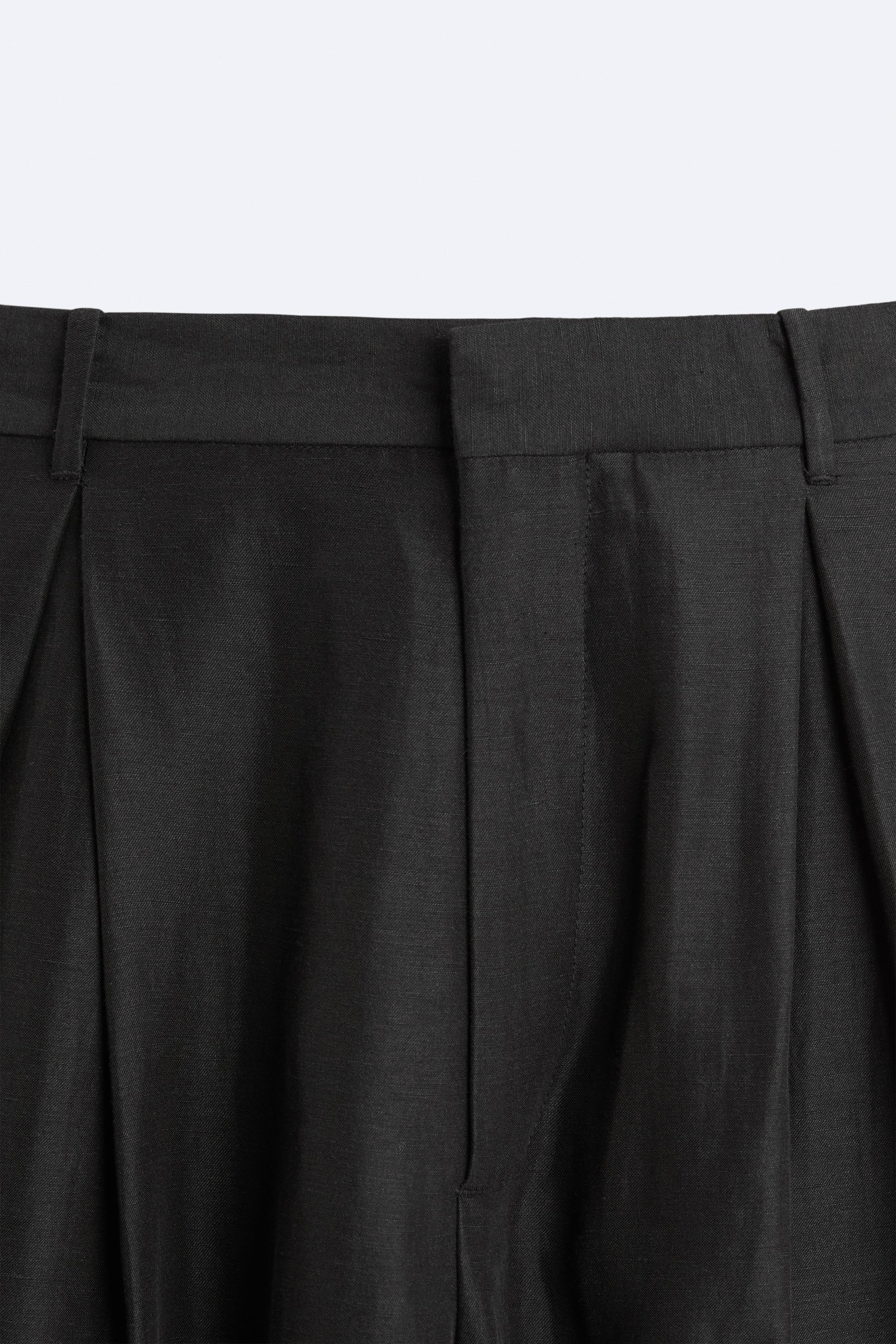 PANTALÓN SATINADO CARGO - Negro  ZARA Estados Unidos de América / United  States