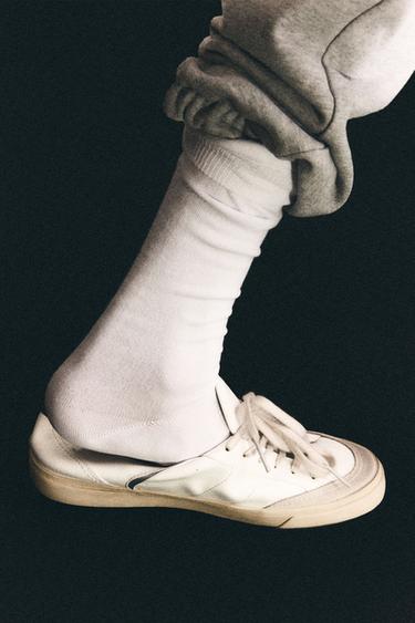 حذاء رياضي بنعل متباين - أبيض الخاص بـ Zara