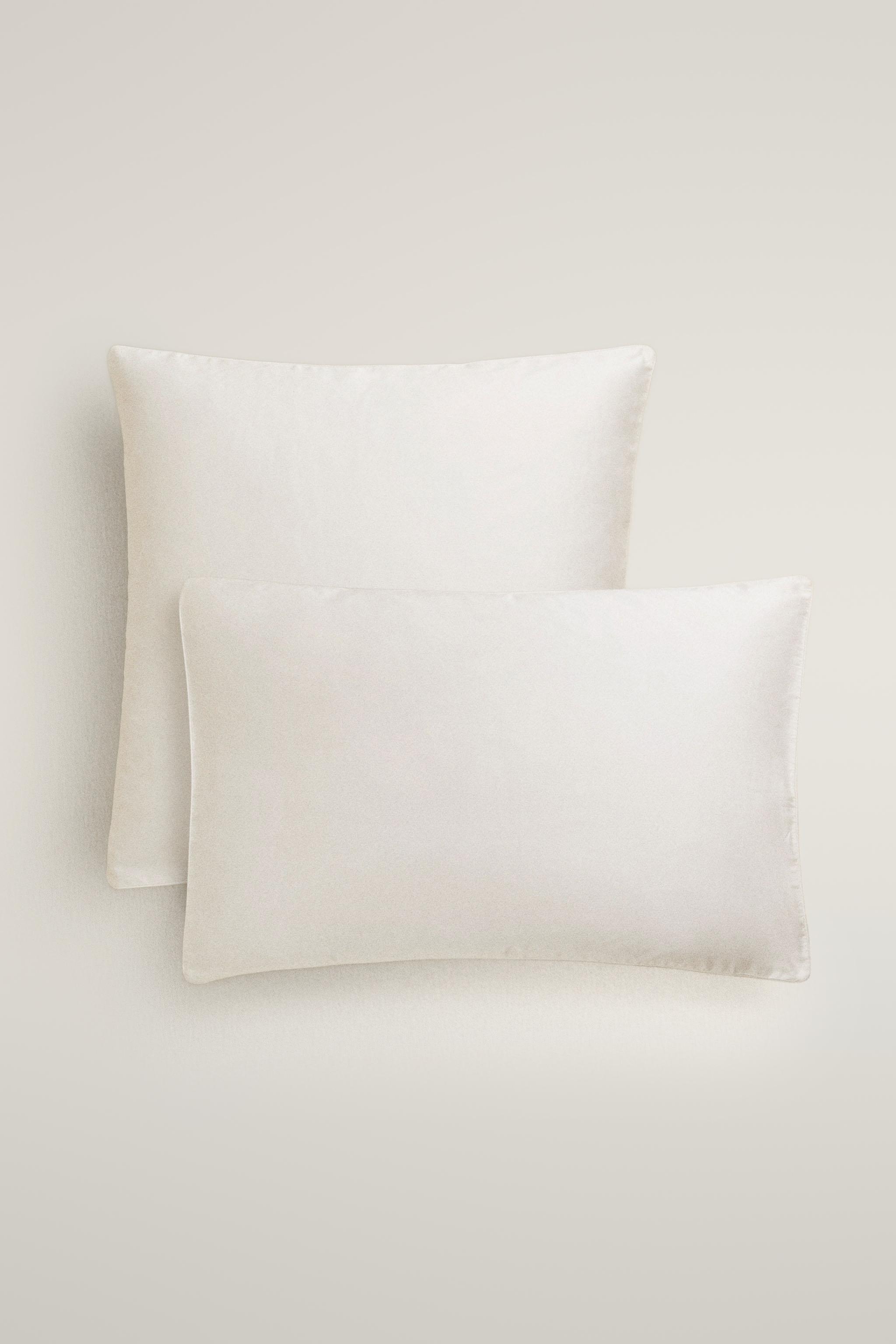 SATEEN PILLOWCASE (500 THREAD COUNT) — Light beige