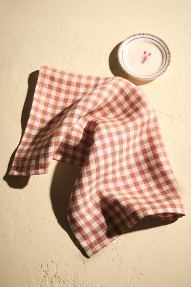 PAKKE MED KONTRASTERENDE KØKKENTERNEDE SERVIETTER (PAKKE MED 2) - terrakotta fra Zara