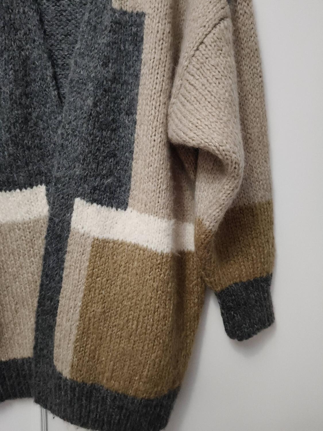 COLOUR BLOCK CARDIGAN - Image 3