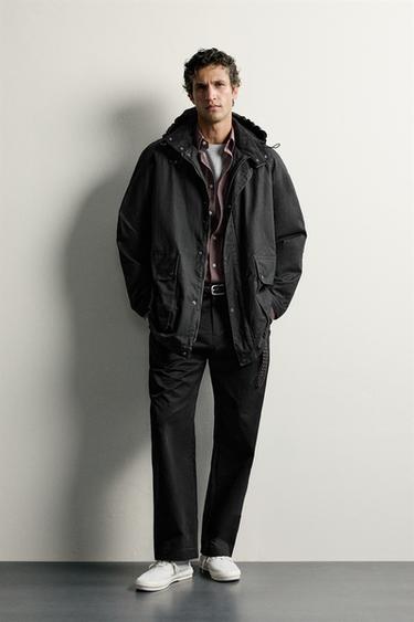 CAZADORA ACOLCHADA EFECTO ENCERADO - Negro de Zara