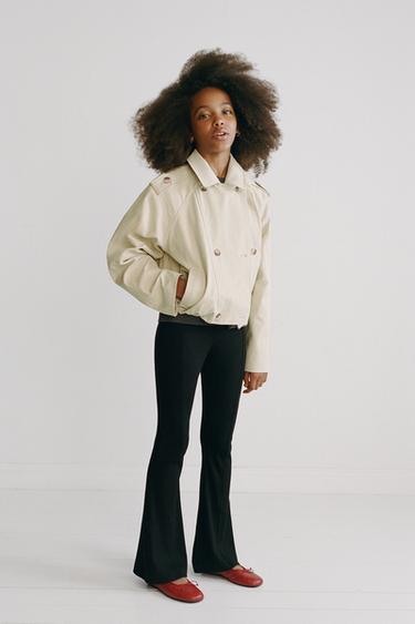 TRENCH CURTO COM BAINHA EM ELÁSTICO - Cru-médio da Zara