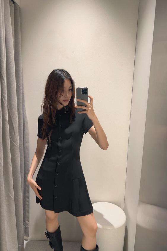 Šaty Přiléhavé | ZARA Česká republika 