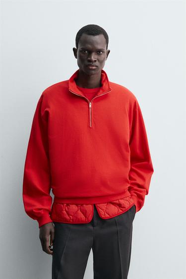 سويت شيرت مغسول بياقة بسحاب - أحمر الخاص بـ Zara