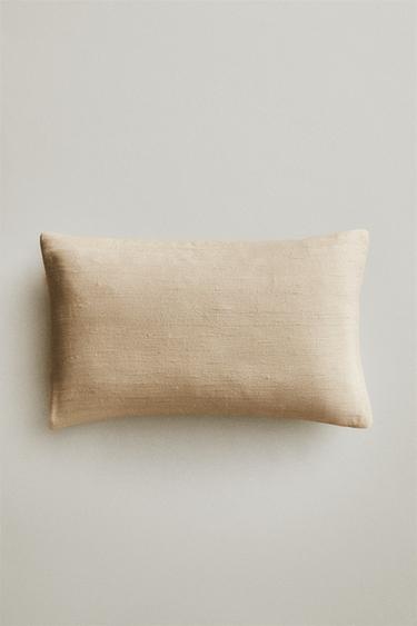 HOUSSE DE COUSSIN EN SOIE - Beige clair de Zara - Image 4