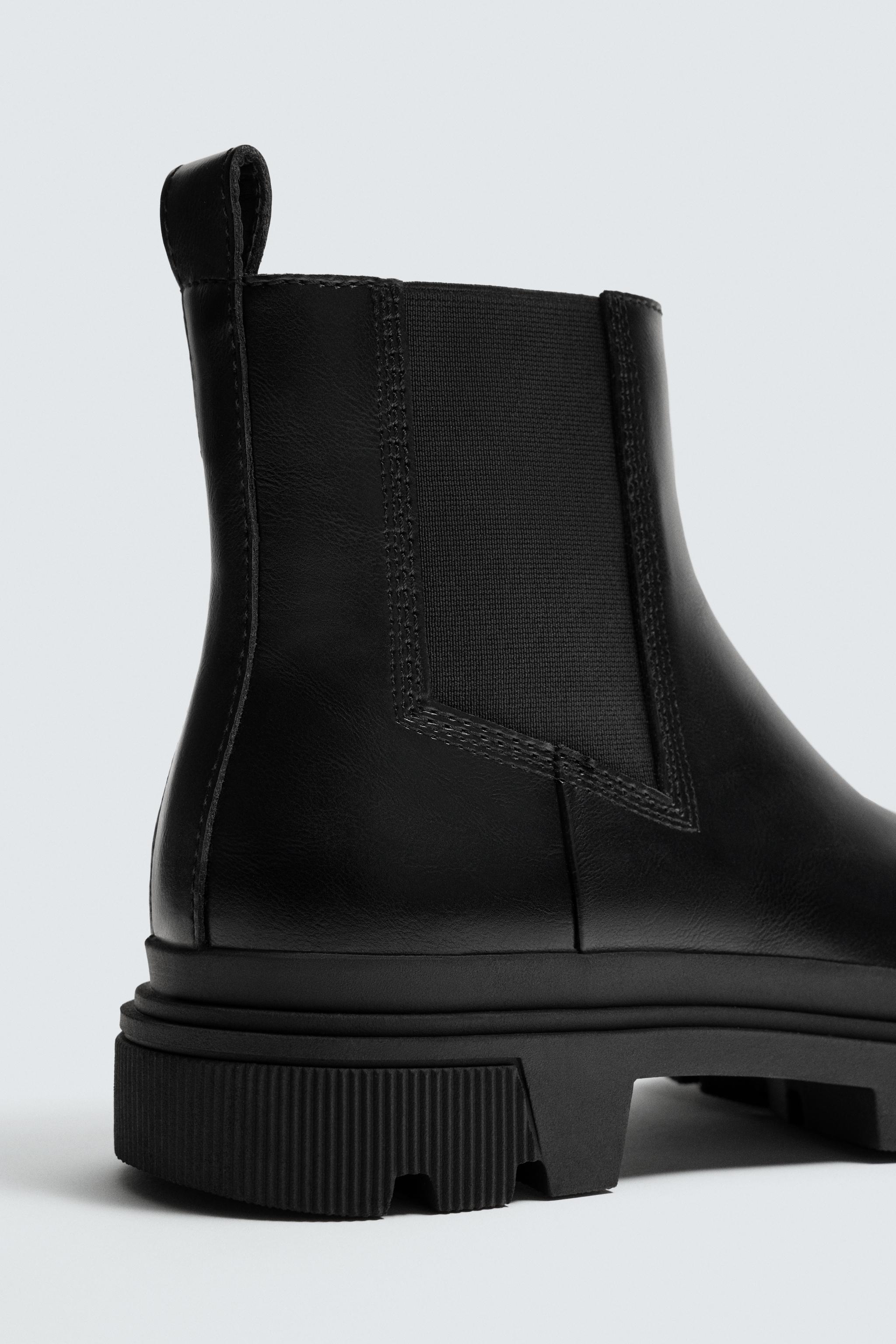 BOTA CHELSEA COM VOLUME - Preto | ZARA Brasil