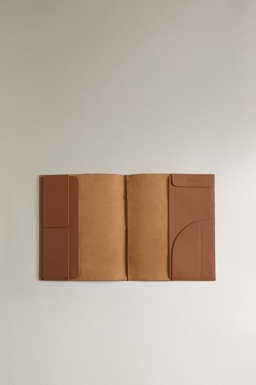 ÉTUI LIVRE EN CUIR - Marron de Zara - Image 2