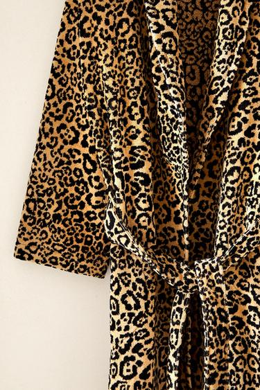 (400 GXM²) LEOPARD JACQUARD BATHROBE - Leopard by Zara - Image 5