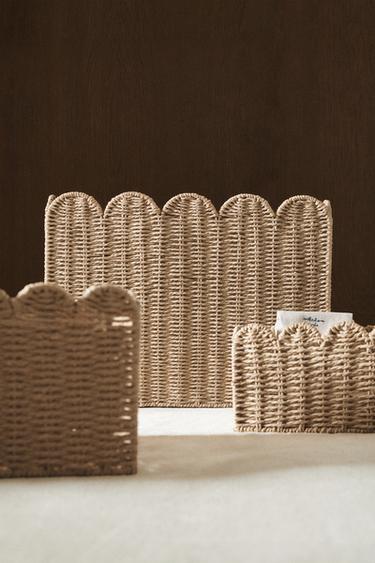 LARGE SCALLOPED BASKET - Light beige by Zara