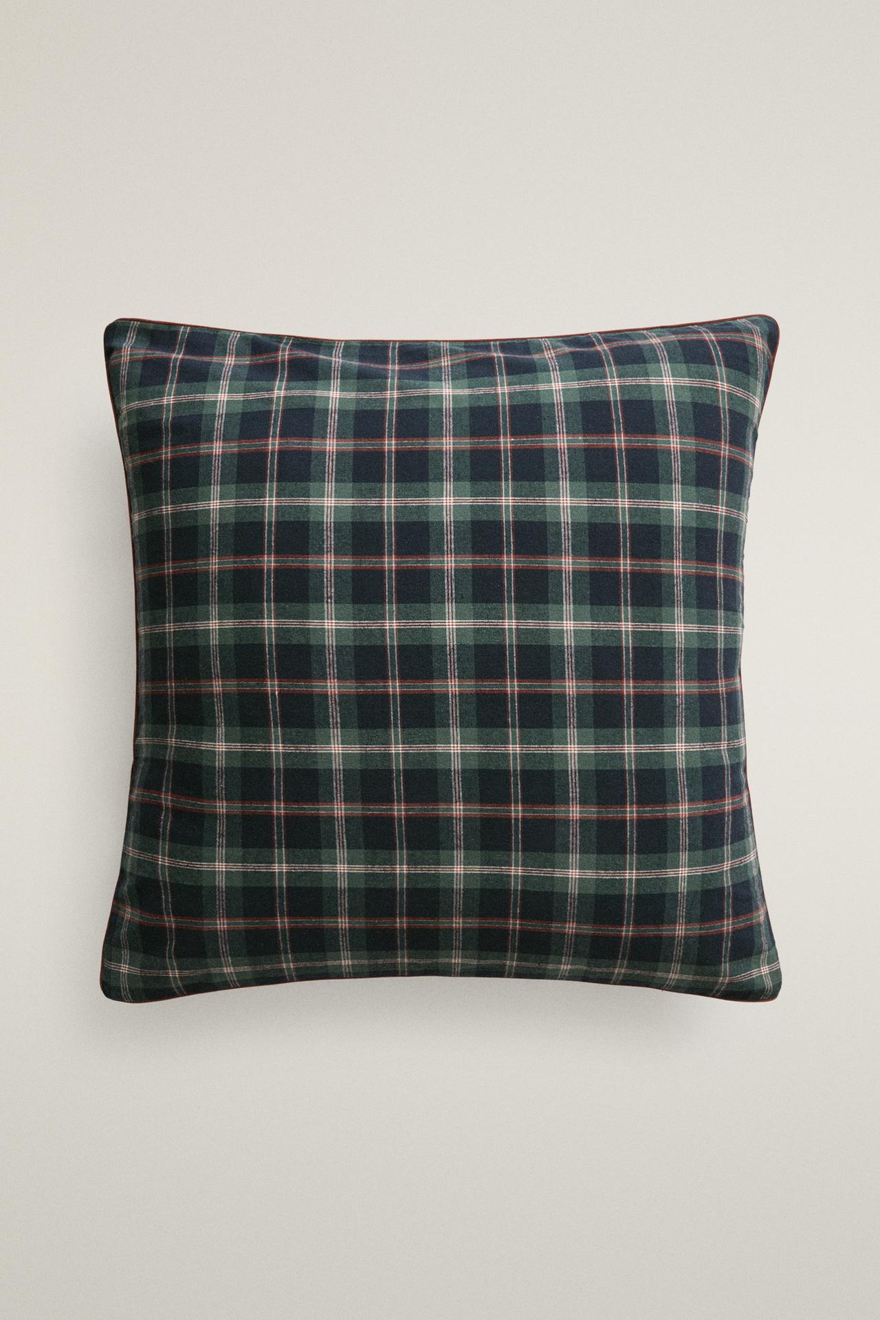 KIDS FLANNEL CHECK CHRISTMAS PILLOWCASE — navy
