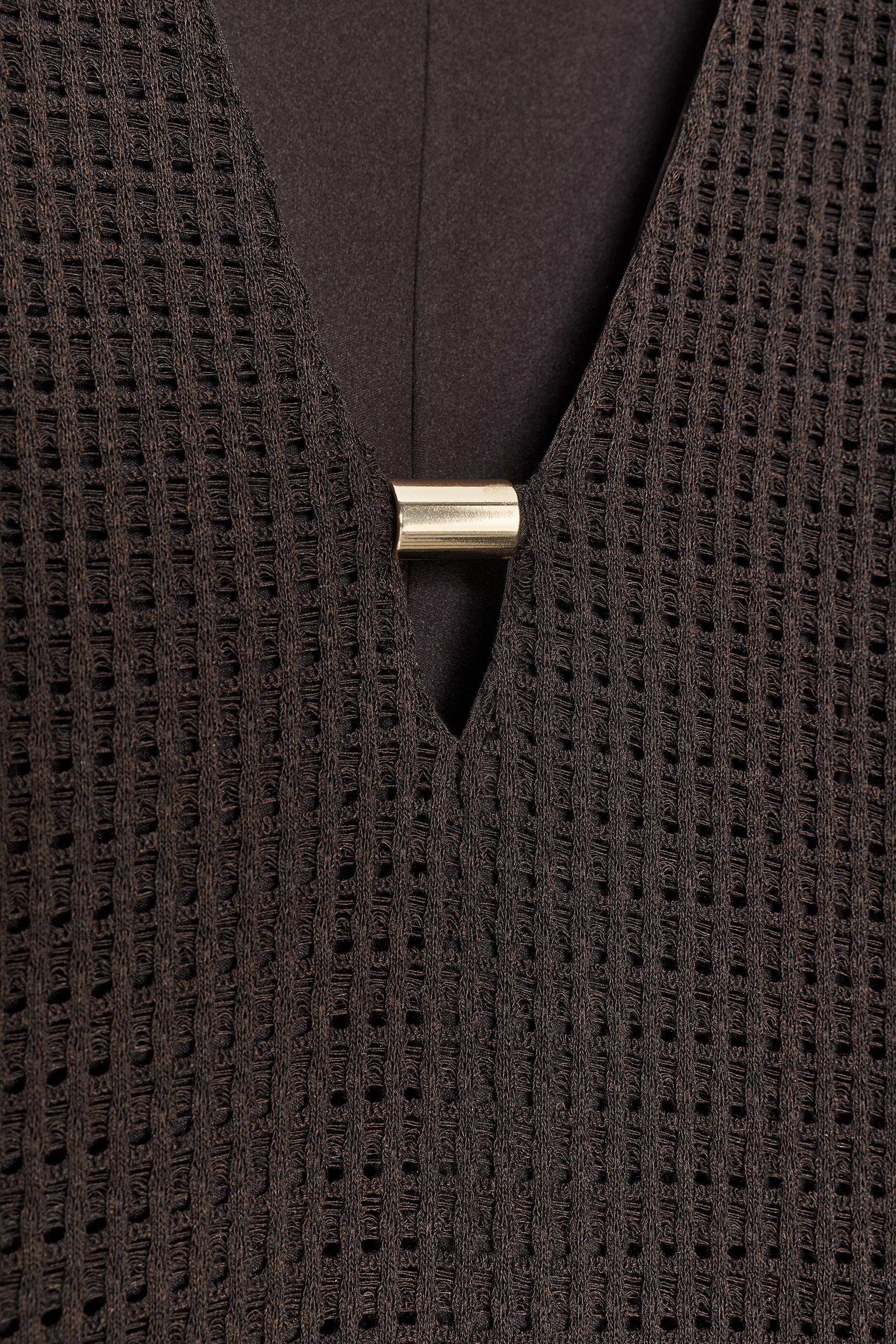 クロシェ編みミディ丈ワンピース、金具付き - ブラウン | ZARA