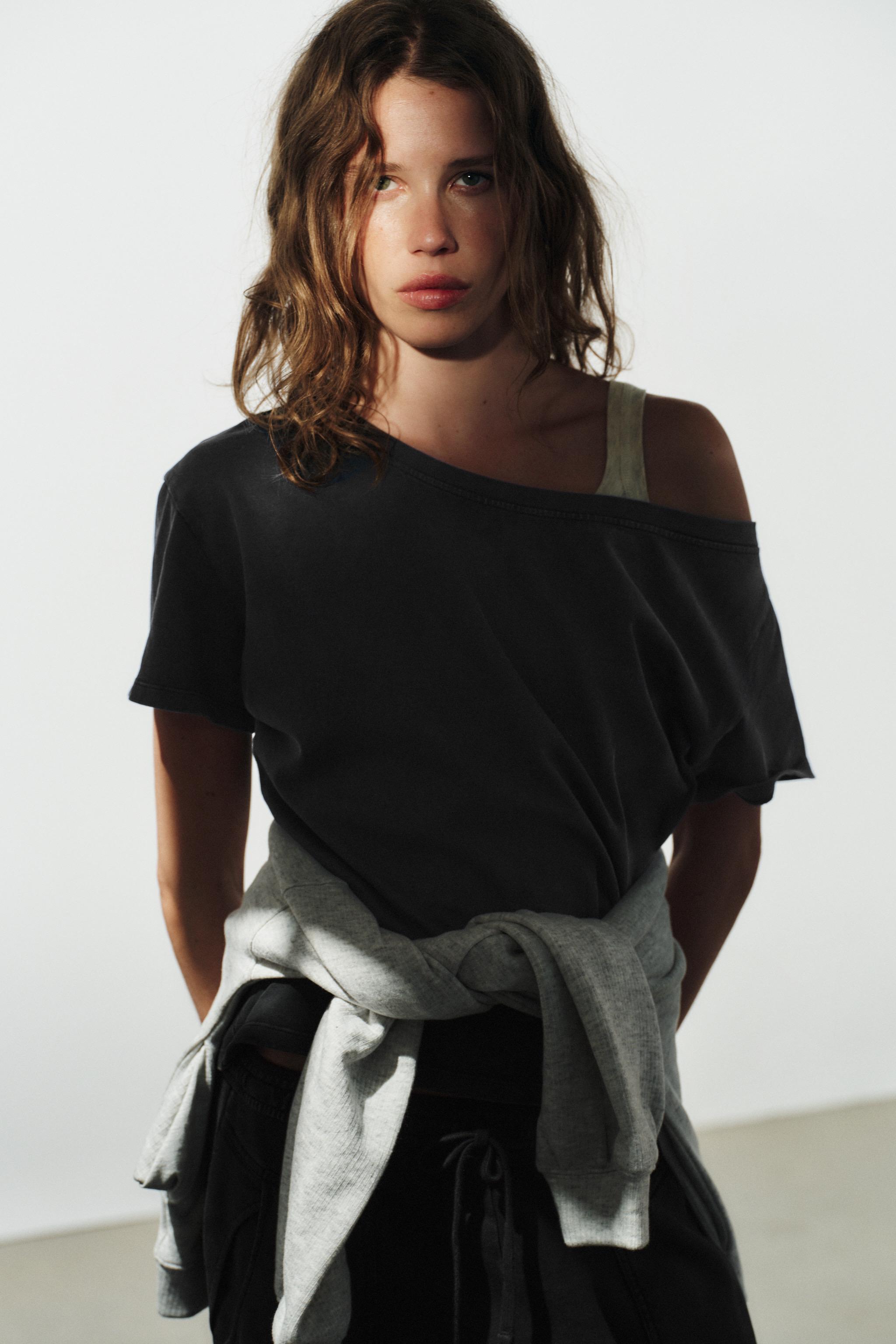 HEAVY COTTON SHORT SLEEVE T-SHIRT — Black