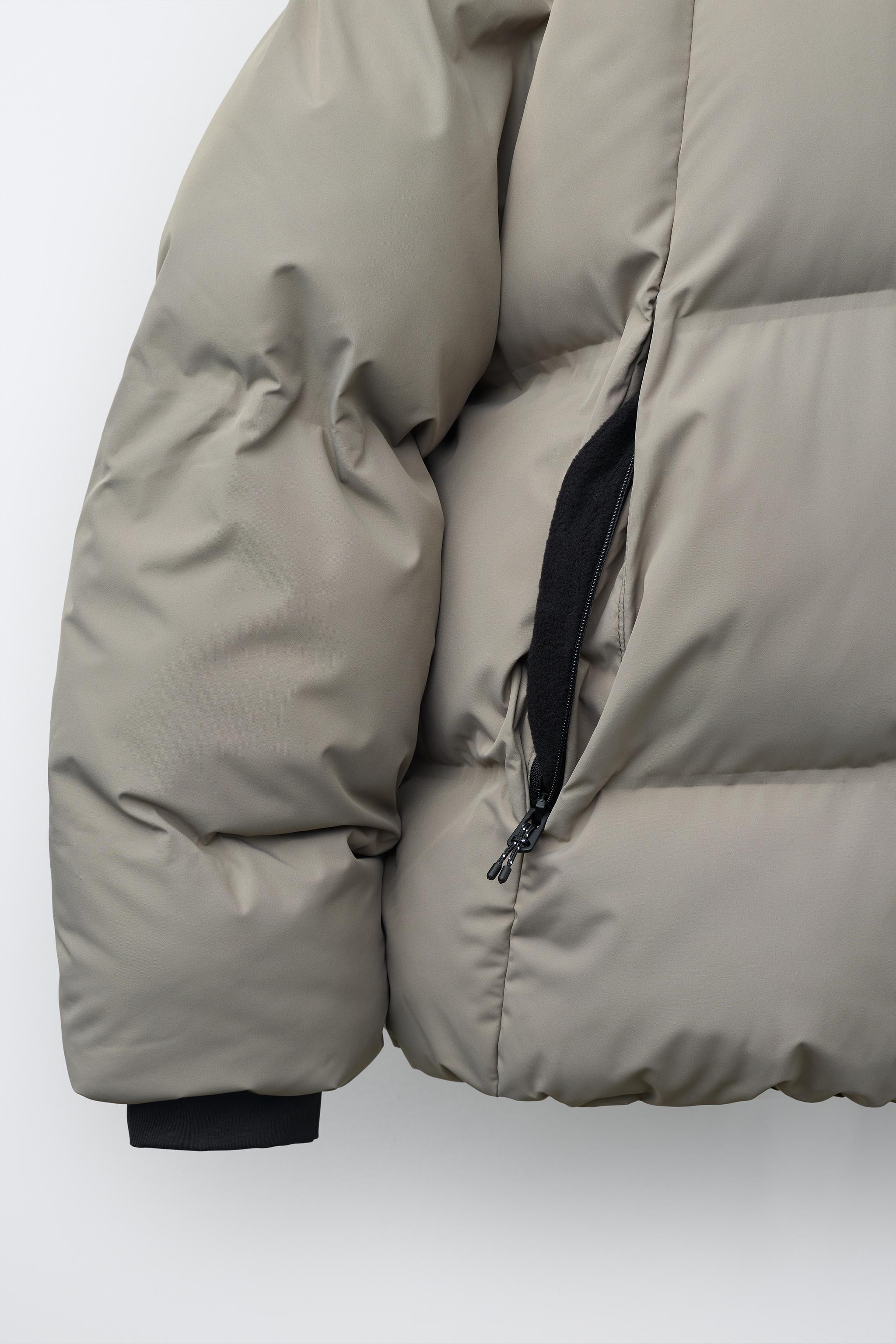 WATER REPELLENT PUFFER HOODIE JACKET