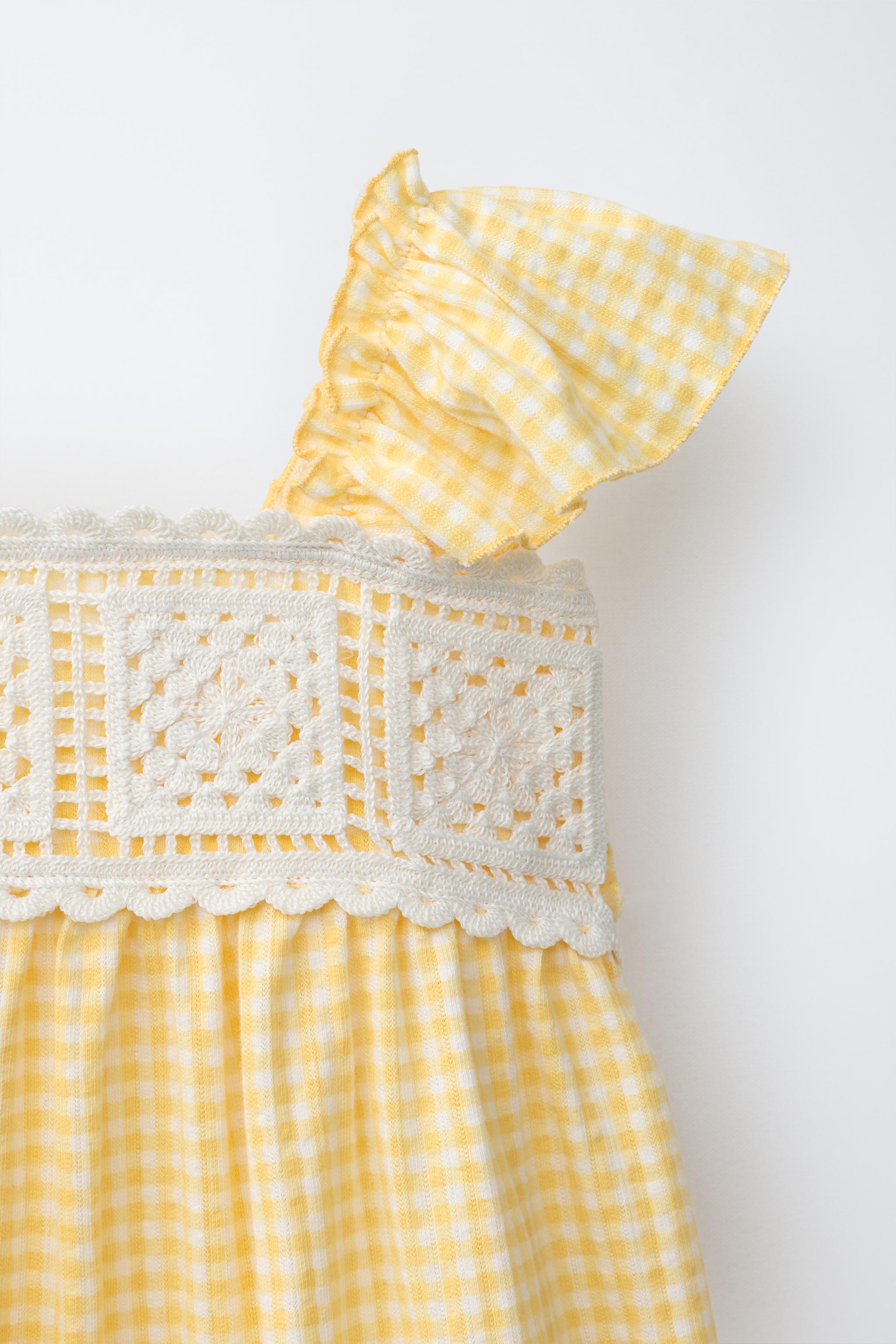 ROBE À CARREAUX VICHY ET CROCHET