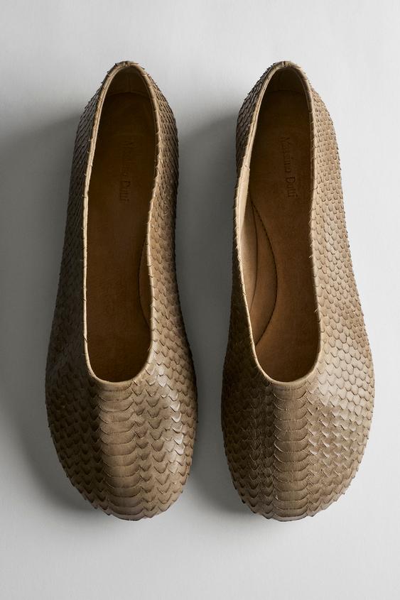 Ballerine en cuir à bout rond - Serpent de Zara - Image 0