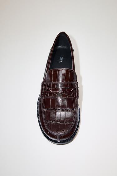 Zara EMBOSSED LEATHER LOAFERS - Brown