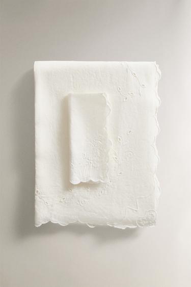 NAPPE LIN BRODERIE FLORALE - Blanc de Zara - Image 4