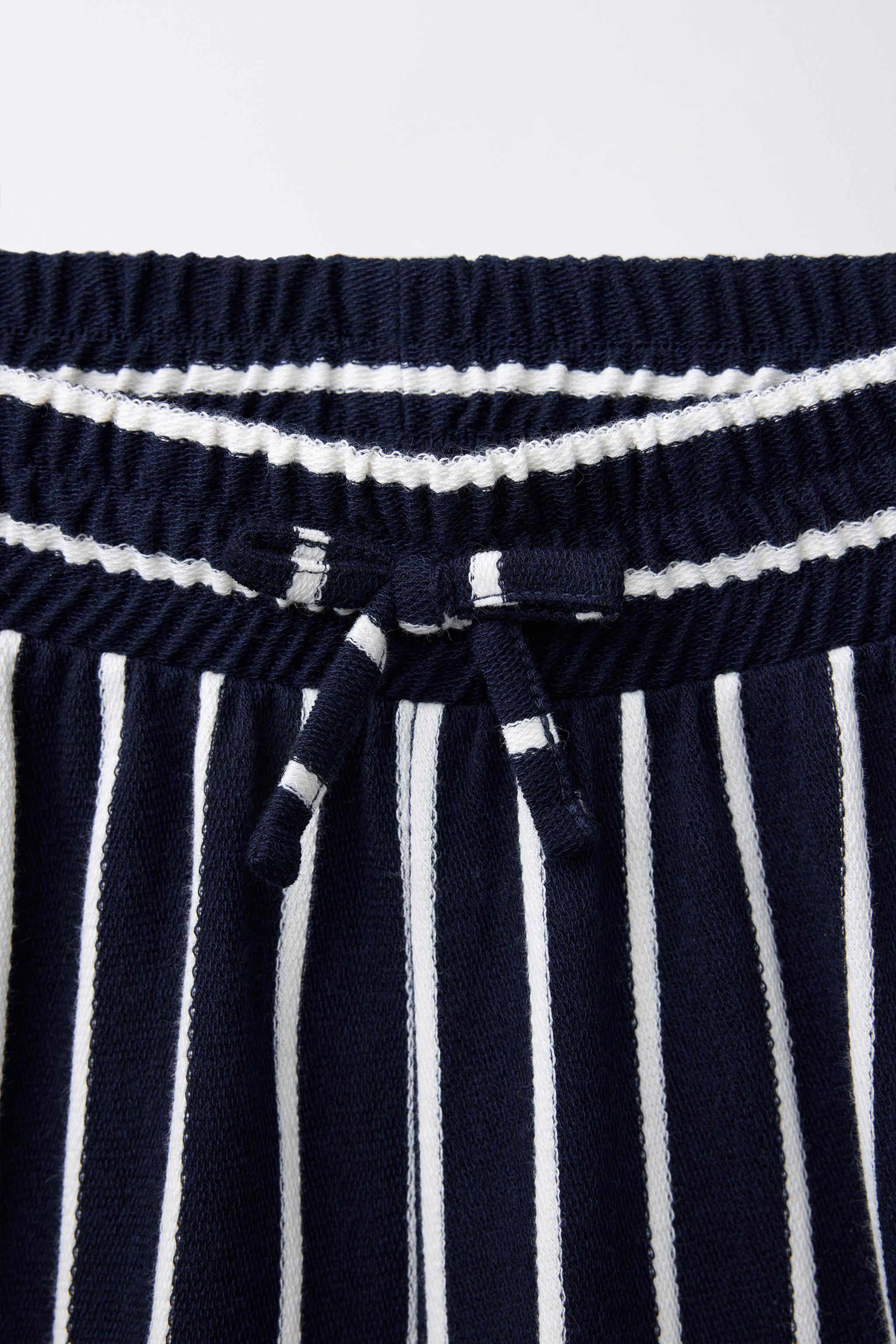PANTALON DROIT À RAYURES