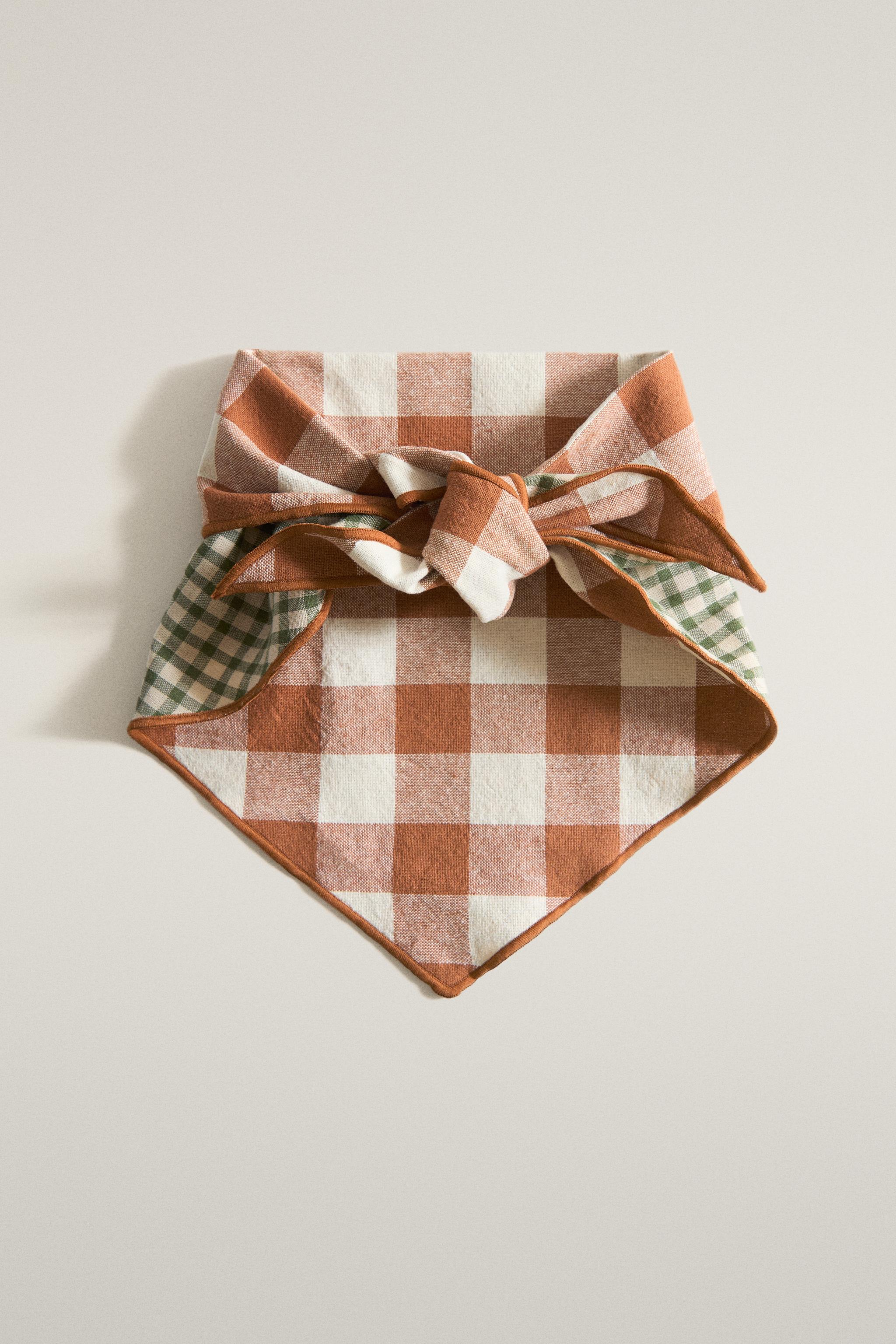 REVERSIBLE CHECK PET BANDANA
