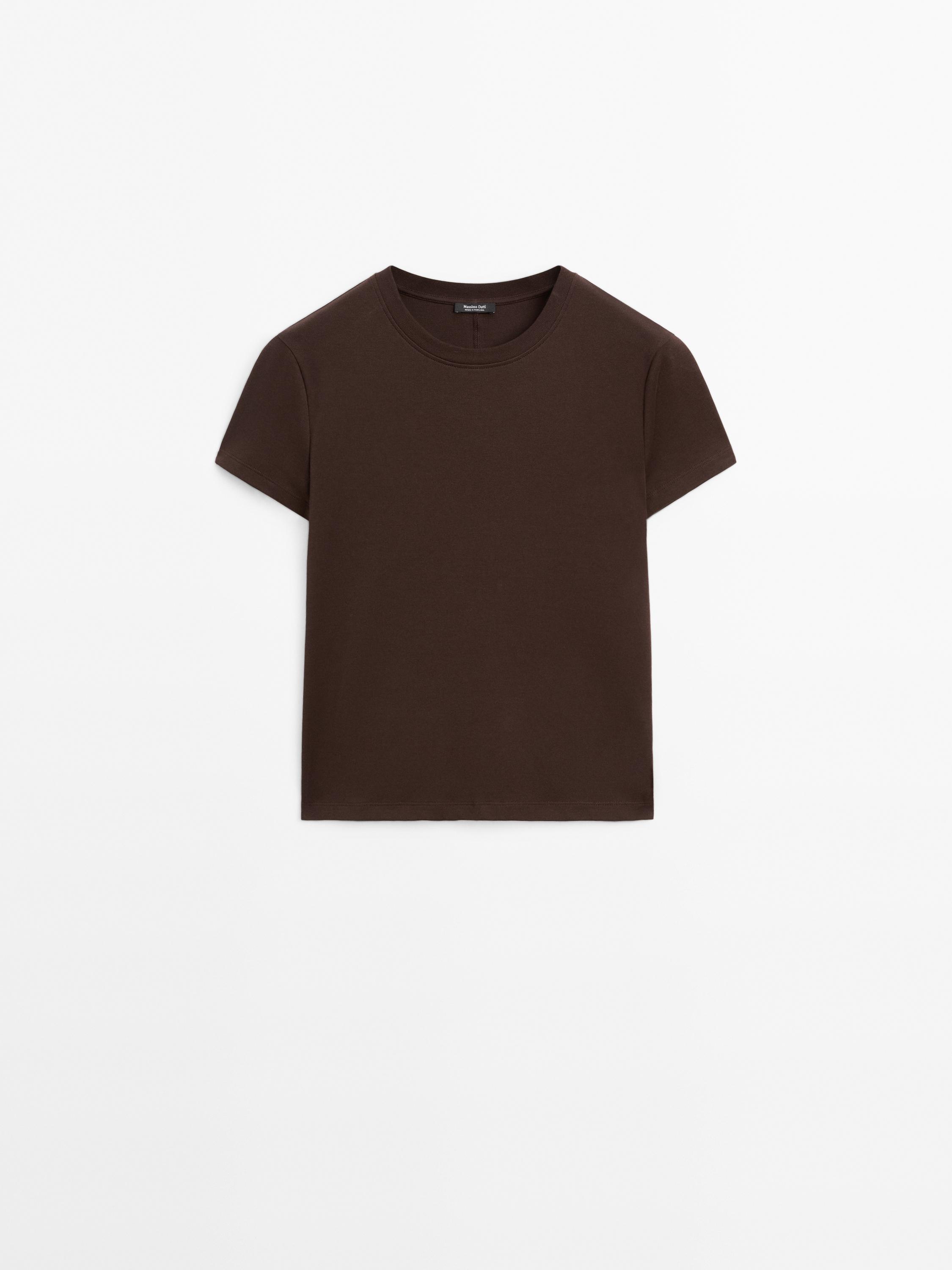 100% cotton T-shirt with seam detail