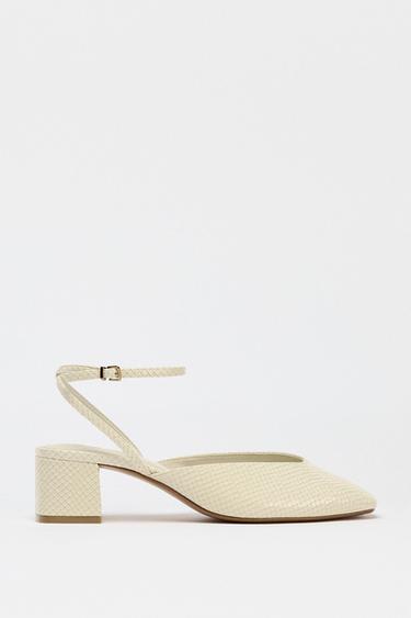 DESTALONADO TACÓN ANCHO GRABADO - blanco de Zara