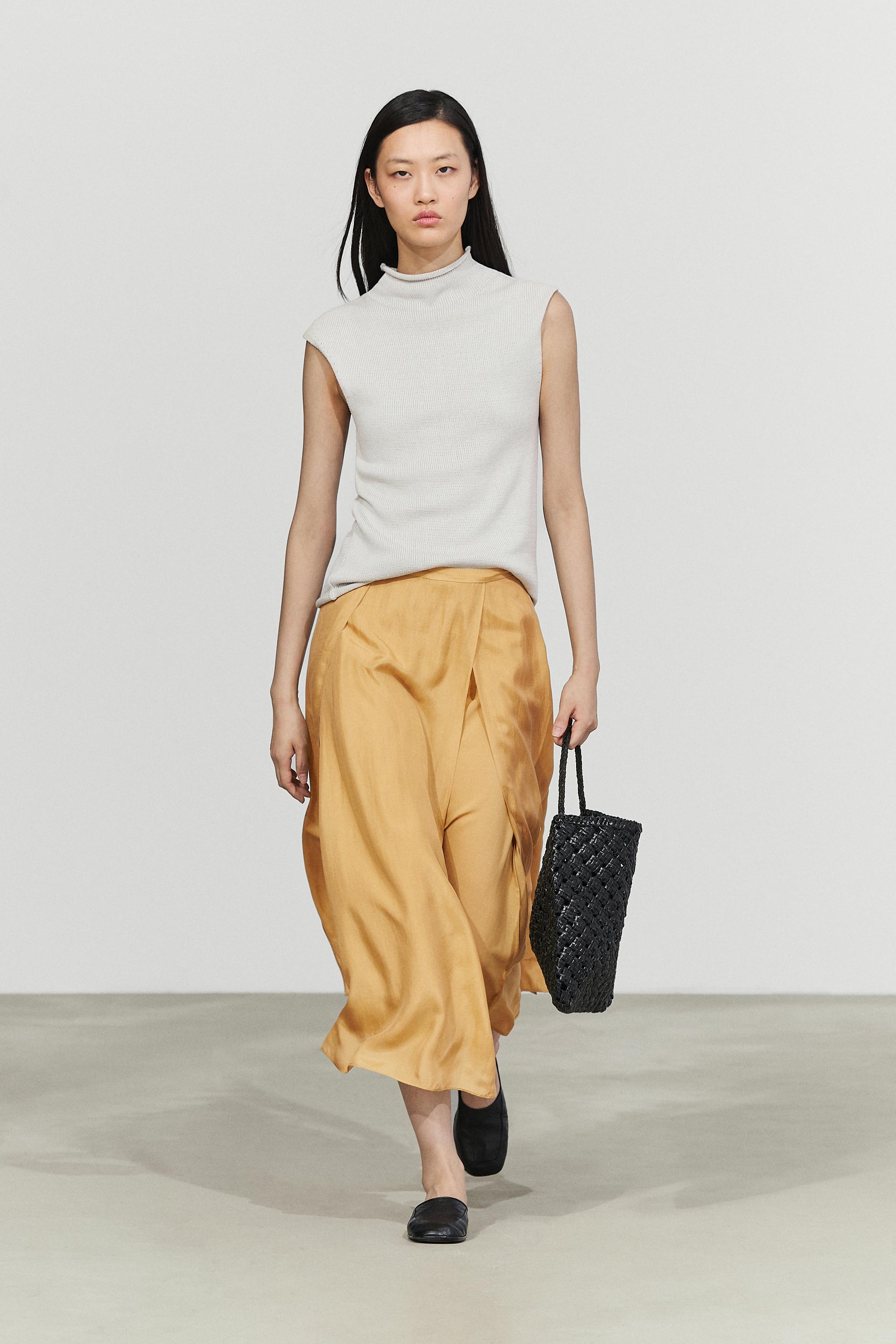 100% silk flowing midi skirt co-ord — Yellow