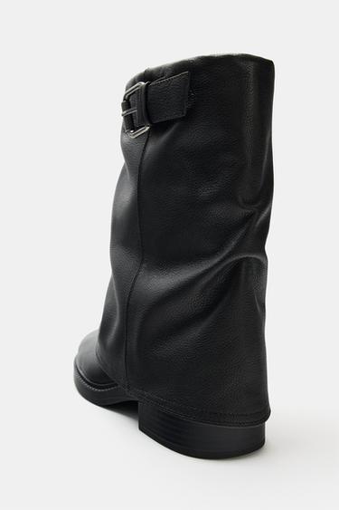 BOTTINES EN CUIR À BOUCLE - Noir de Zara - Image 5