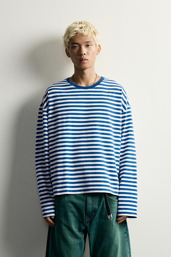 T-SHIRT RELAXED FIT À RAYURES ET MANCHES LONGUES - Bleu / Blanc de Zara - Image 1