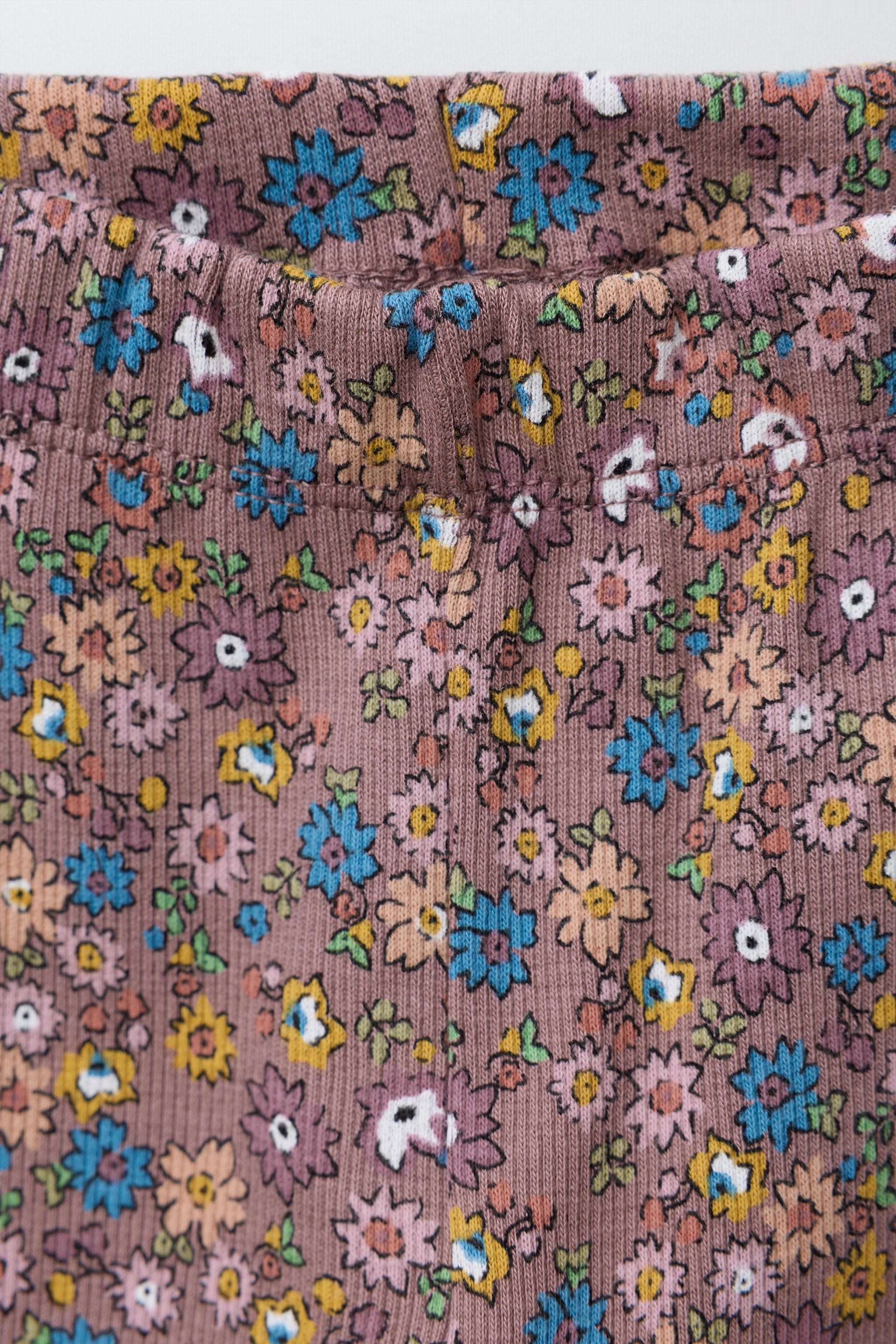 ENSEMBLE SWEAT ET LEGGING FLEURS HELLO KITTY © SANRIO