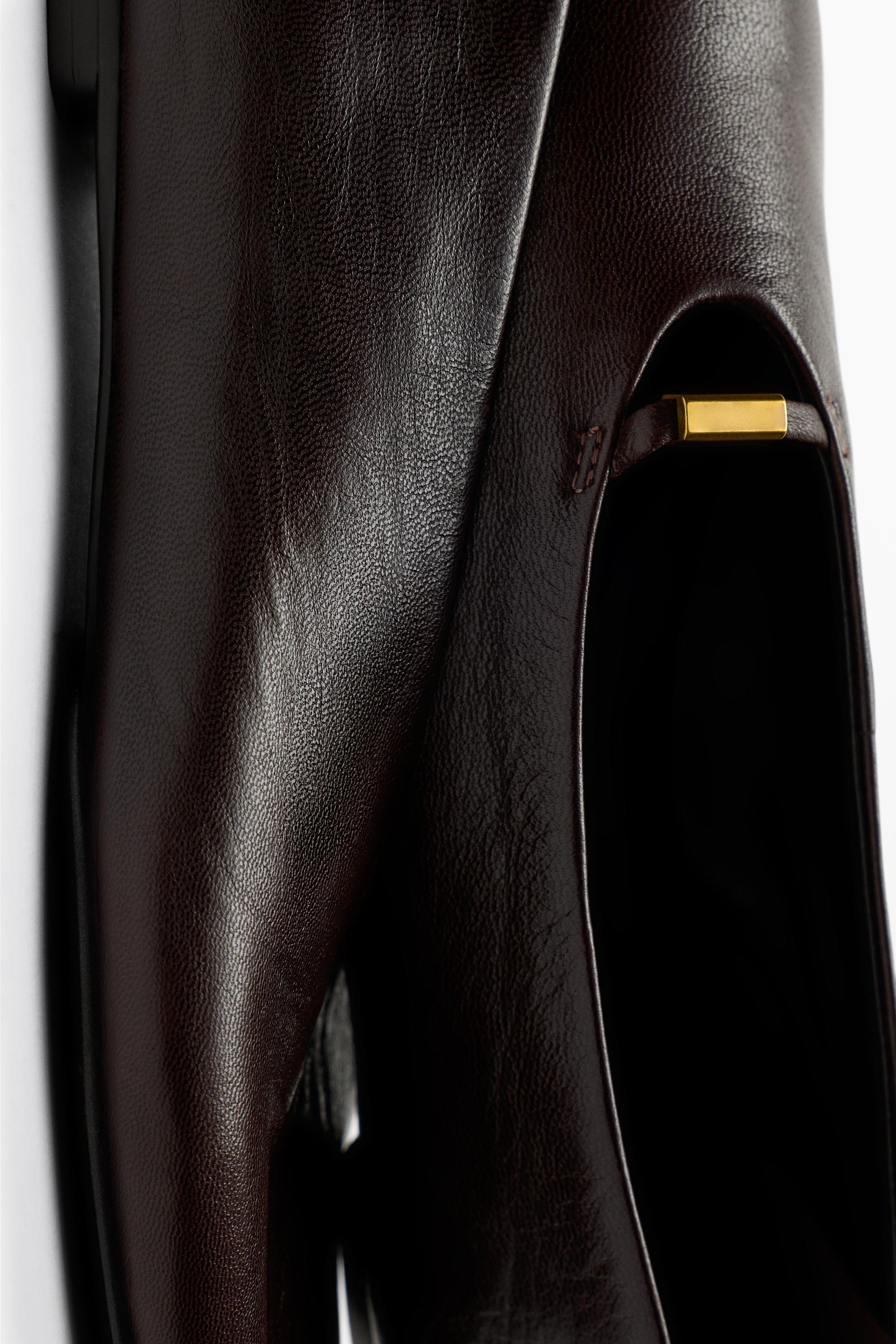 Ballerine plate en cuir souple
