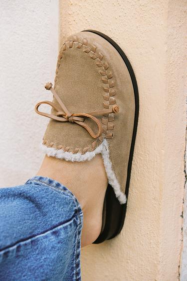LEATHER SHEARLING EFFECT CLOGS - Sand Brown by Zara - Image 1