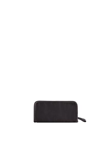 حقيبة غسيل ساتان للماكياج - كحلي الخاص بـ Zara