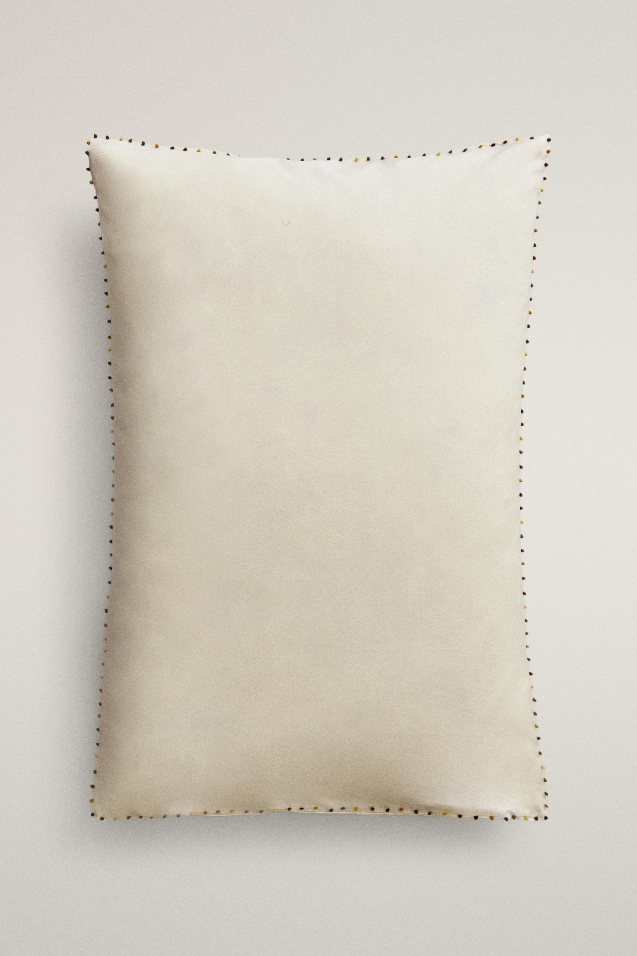 COTTON PERCALE POMPOM PILLOWCASE (300 THREAD COUNT)
