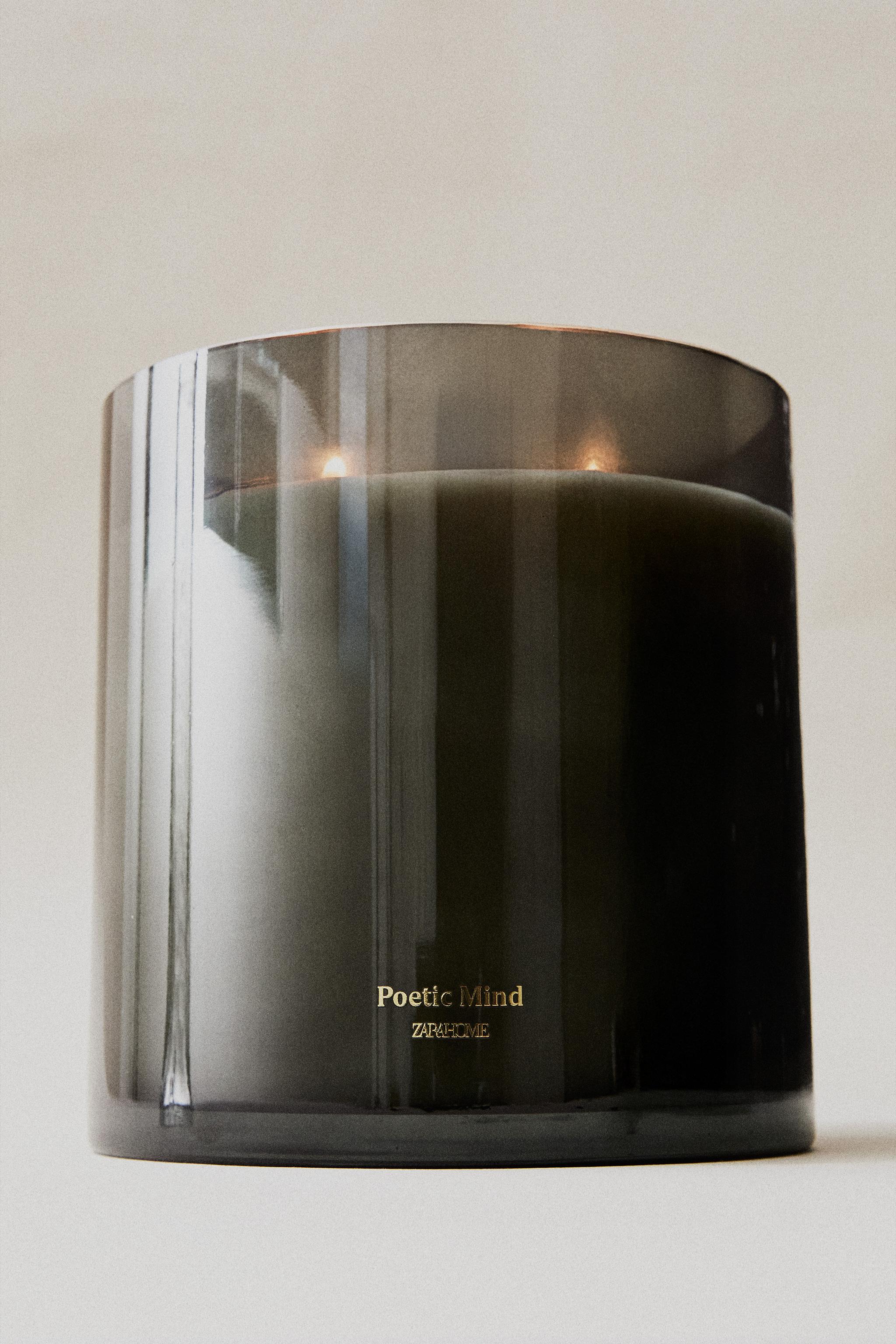 (2 KG) POETIC MIND SCENTED CANDLE