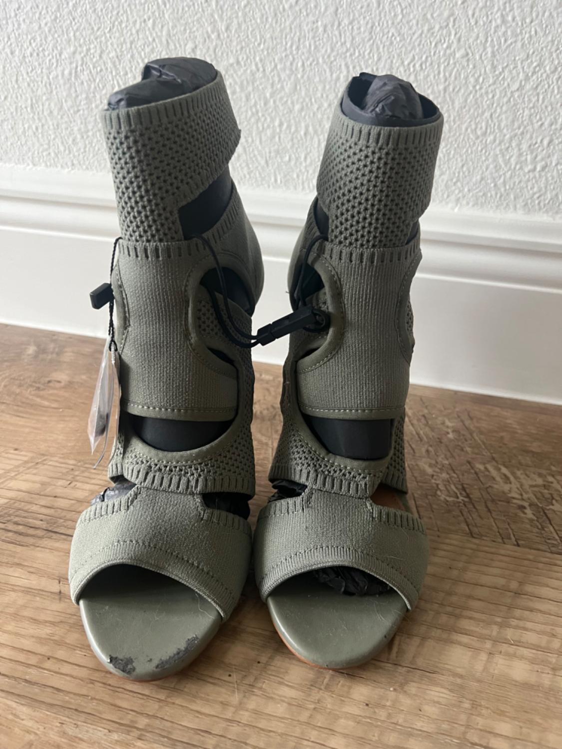 FABRIC WRAPAROUND SANDALS - Image 2
